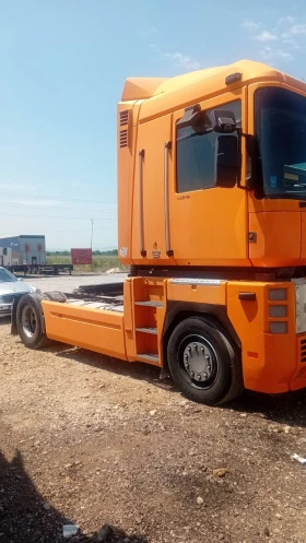     Renault Magnum 0