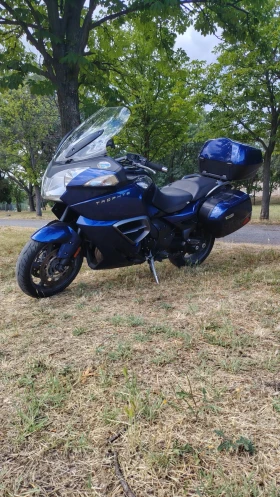 Triumph Trophy 1.3, снимка 1