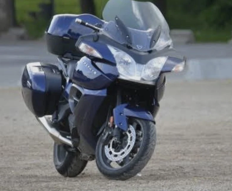 Triumph Trophy 1.3 - изображение 3