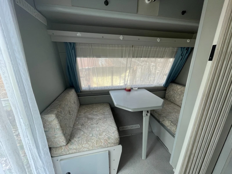 Каравана KIP 40 delux, снимка 2 - Каравани и кемпери - 52477078