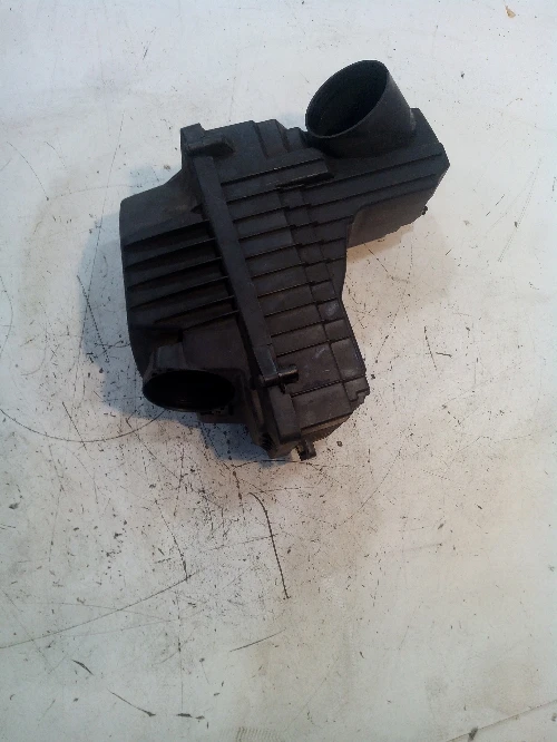 Кутия въздушен филтър за Пежо 407 2.0HDI