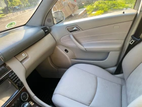 Mercedes-Benz C 200 2.2, снимка 11