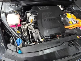 Hyundai Elantra Inspiration| 139к.с.| ВКЛ.ТЕХНОТЕСТ, снимка 6
