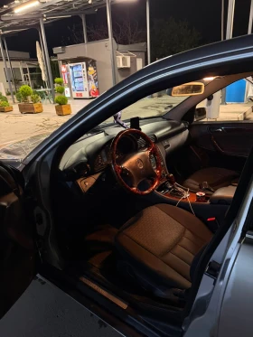 Mercedes-Benz C 220 - 3600 € / 7040.99 лв. - 89040854 5