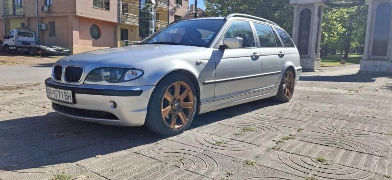 BMW 320, снимка 9 - Автомобили и джипове - 47439963