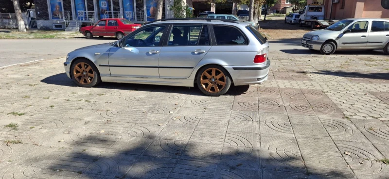 BMW 320, снимка 8 - Автомобили и джипове - 47439963