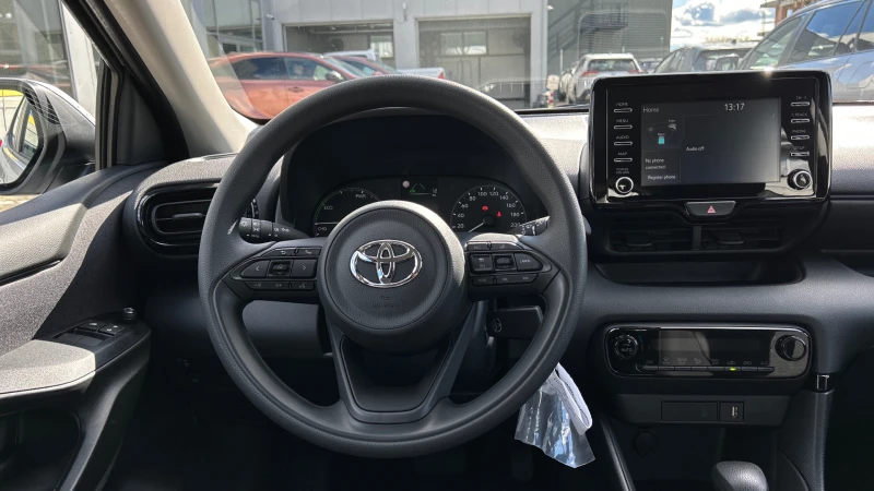 Toyota Yaris Месечни вноски от 319лв с ДДС, снимка 9 - Автомобили и джипове - 47542774