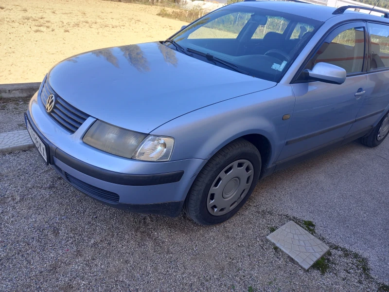 VW Passat 1.8 LPG, снимка 1 - Автомобили и джипове - 47775442