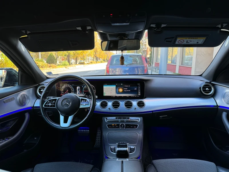 Mercedes-Benz E 220 Air Matic, Widescreen, Sport Style, снимка 9 - Автомобили и джипове - 48160344