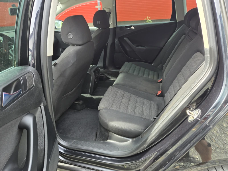 VW Passat B6, снимка 8 - Автомобили и джипове - 52928225