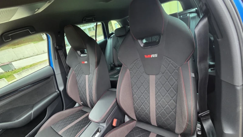 Skoda Octavia 2.0TDI VRS (MATRIX), снимка 9 - Автомобили и джипове - 52732264
