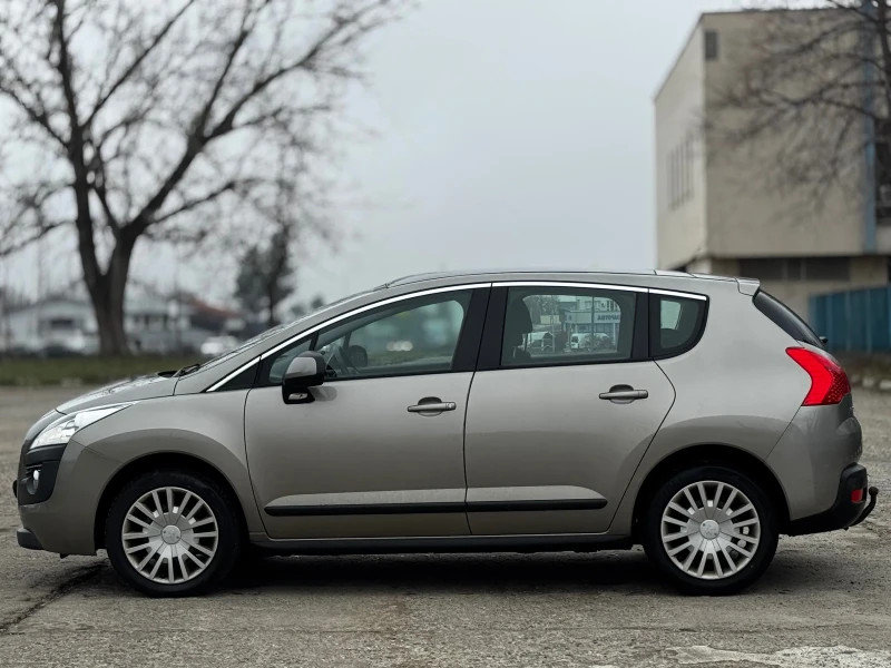 Peugeot 3008 2.0HDI/ПАНОРАМА/ДИСТРОНИК, снимка 2 - Автомобили и джипове - 52858317