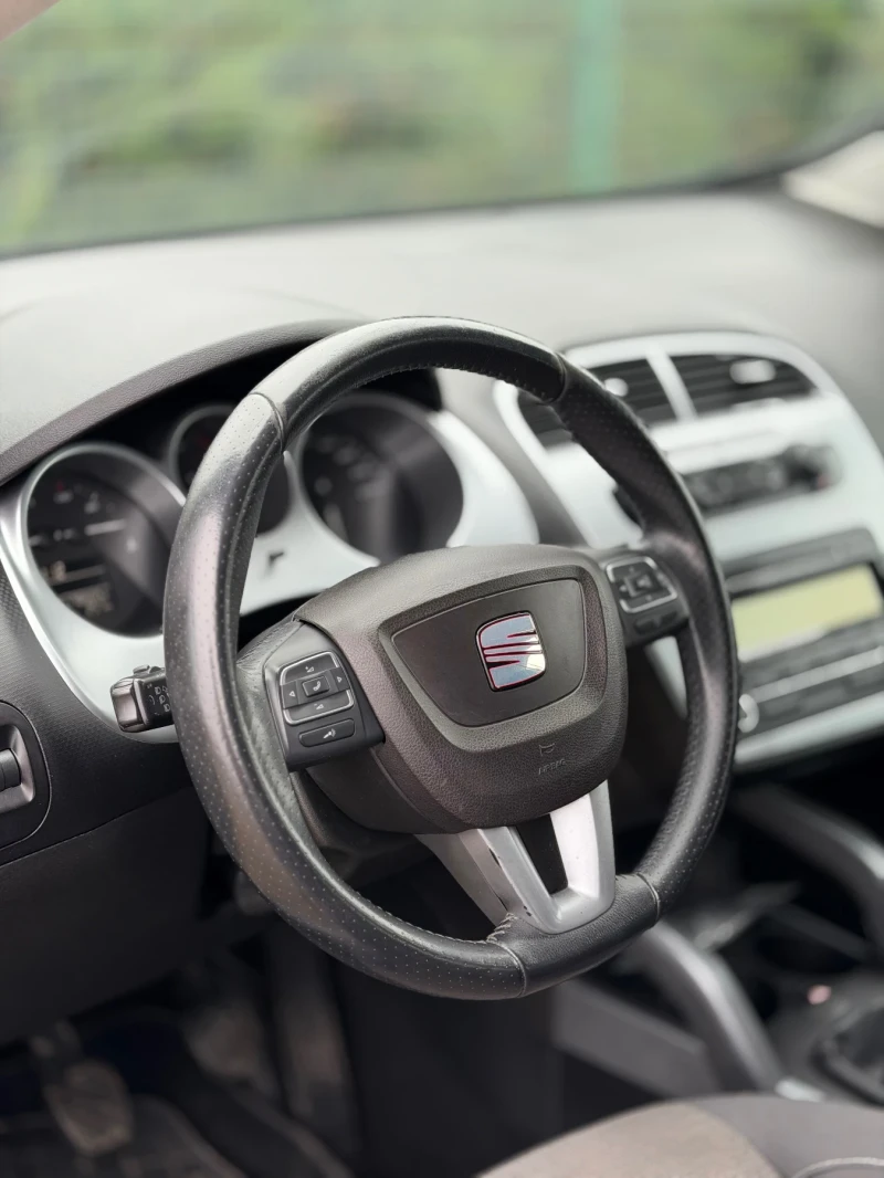 Seat Altea XL 2.0 TDI Facelift, снимка 7 - Автомобили и джипове - 52883607