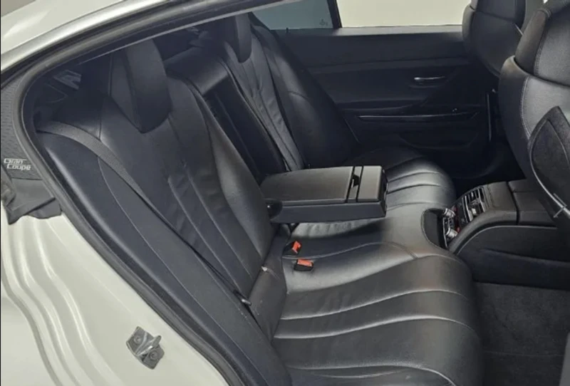 BMW 640 M* SPORT* ХЕДЪП* 360КАМЕРА* КЕЙЛЕС* , снимка 13 - Автомобили и джипове - 53486968