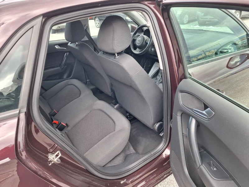 Audi A1 1.6TDI-S TRONIC-SPORTBACK, снимка 12 - Автомобили и джипове - 53528050