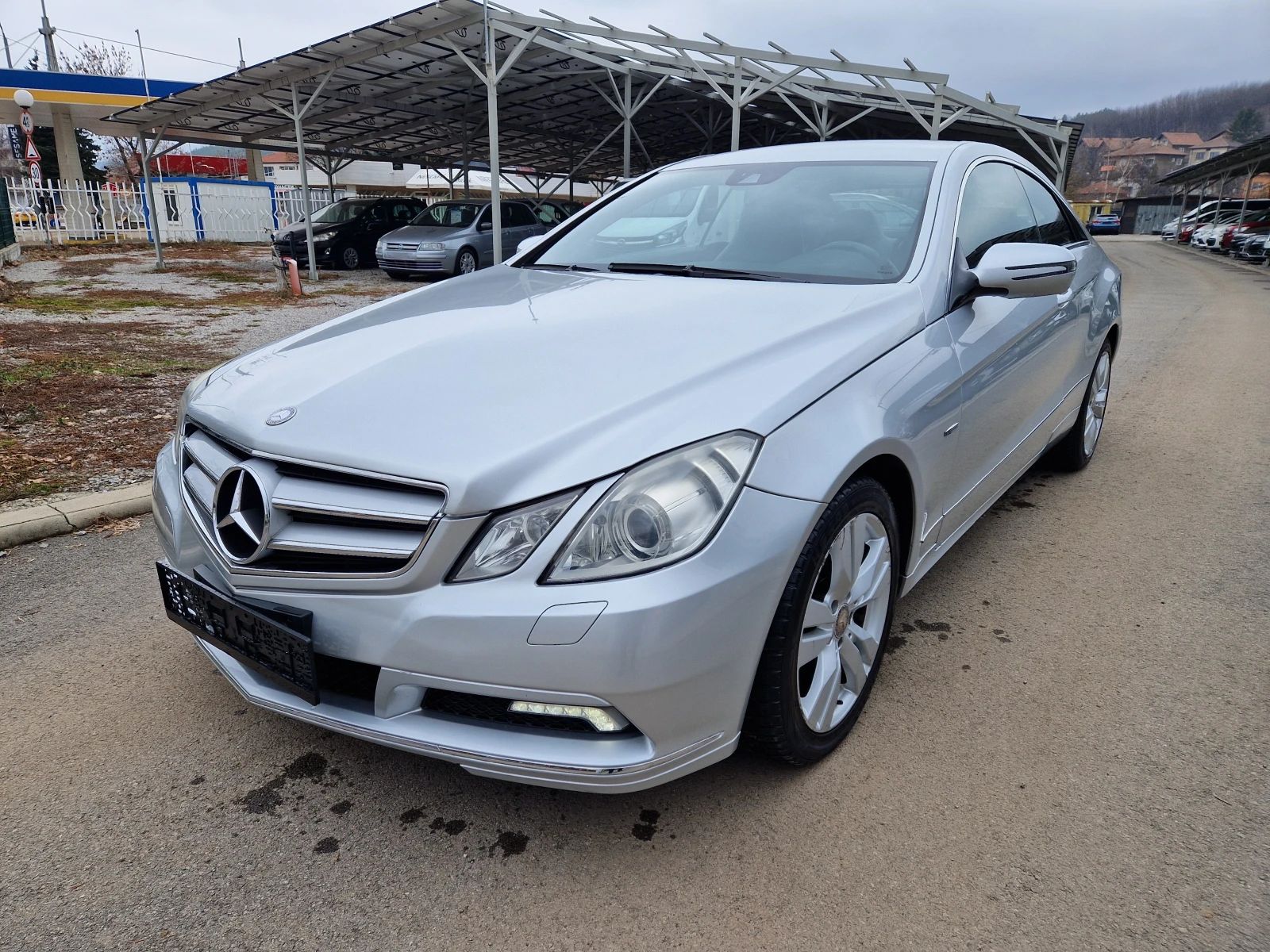 Mercedes-Benz E 350, снимка 1