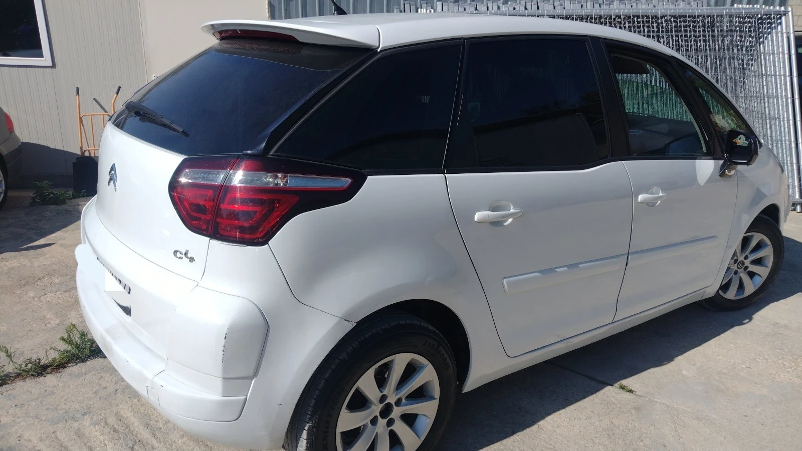 Citroen C4 Picasso  - изображение 4