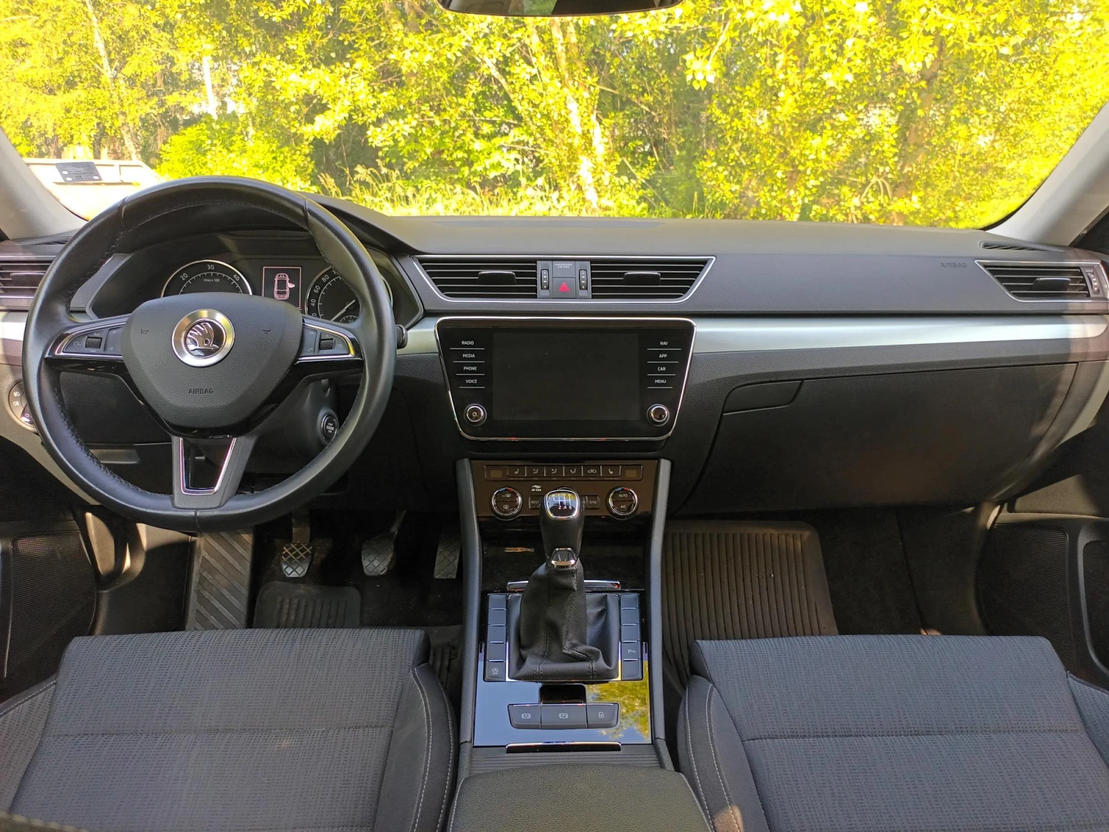 Skoda Superb  - изображение 7