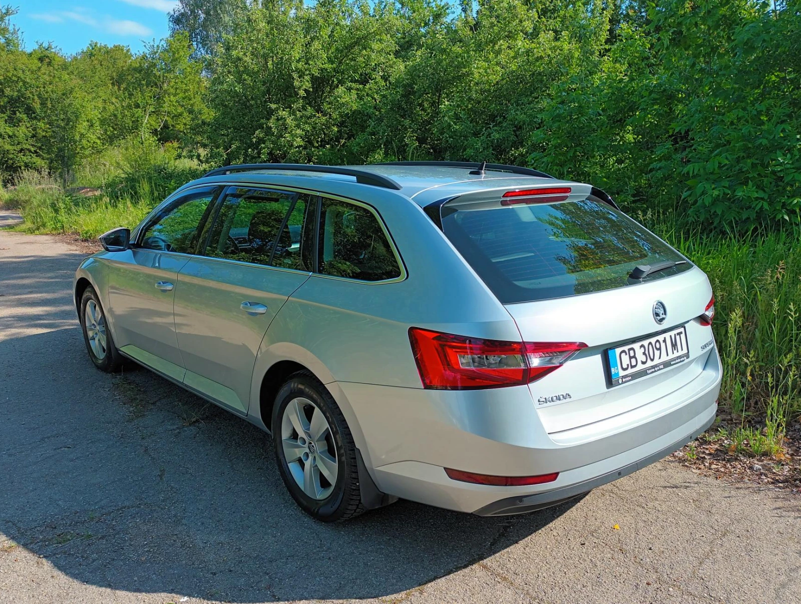 Skoda Superb  - изображение 4