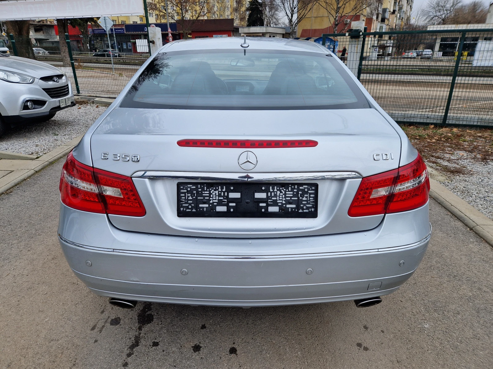 Mercedes-Benz E 350  - изображение 7