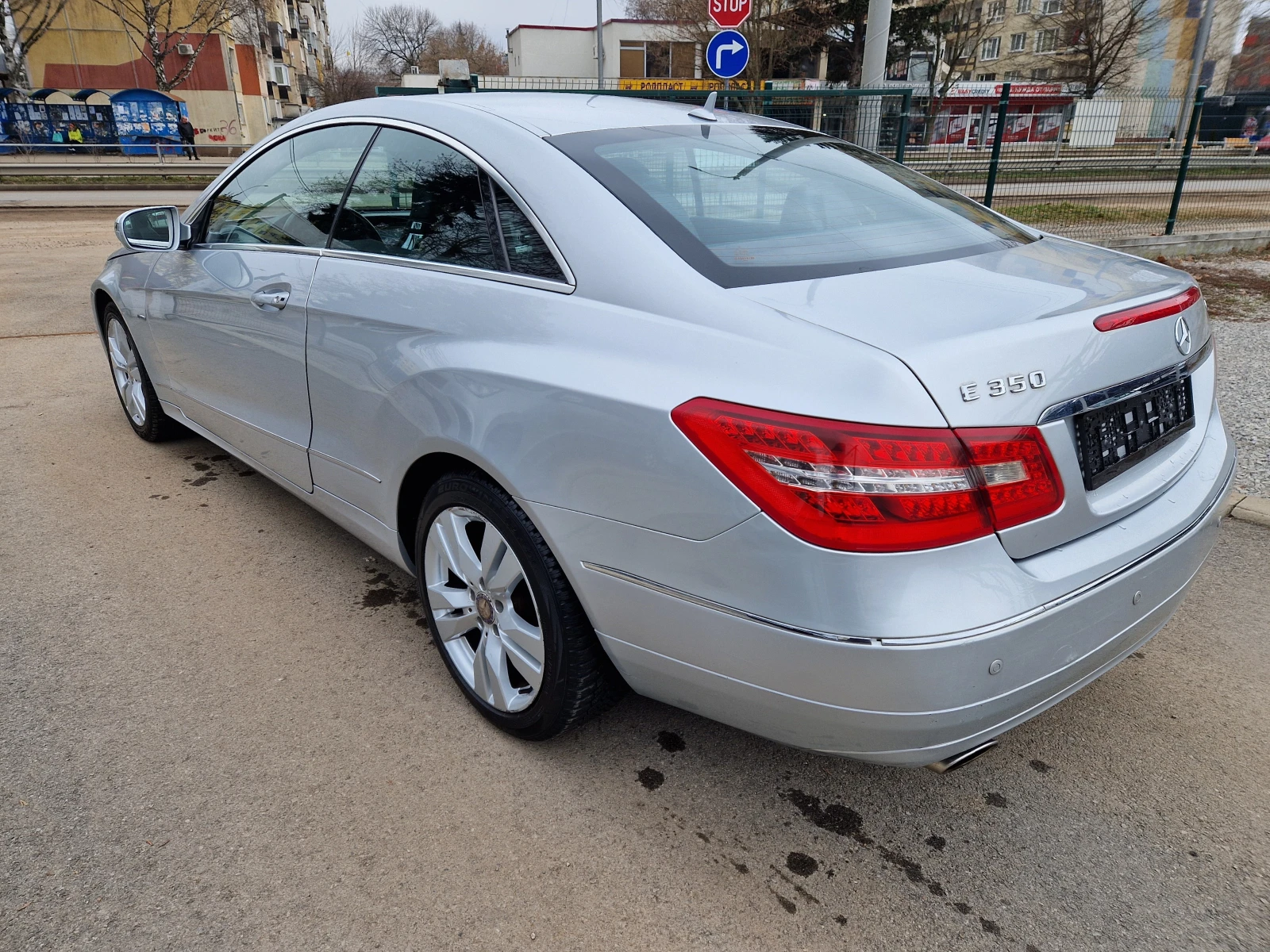 Mercedes-Benz E 350  - изображение 6