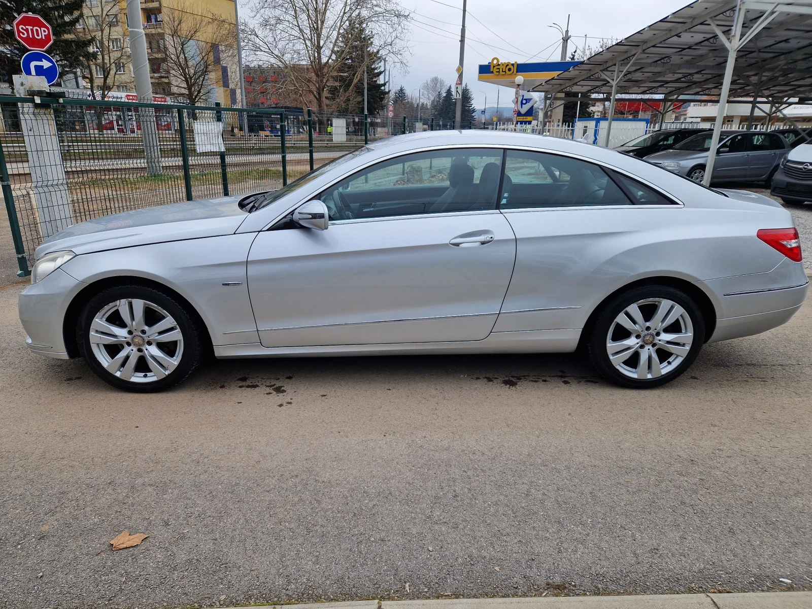 Mercedes-Benz E 350  - изображение 4