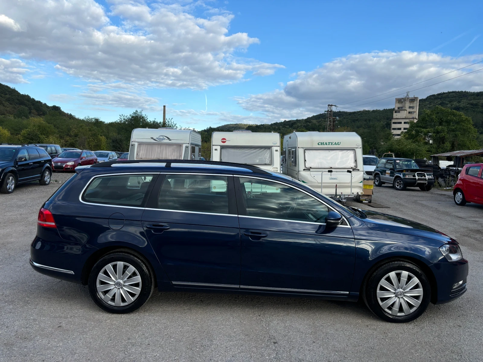 VW Passat 1.6 TDI КЛИМАТРОНИК/НОВ ВНОС/УНИКАТ - изображение 2