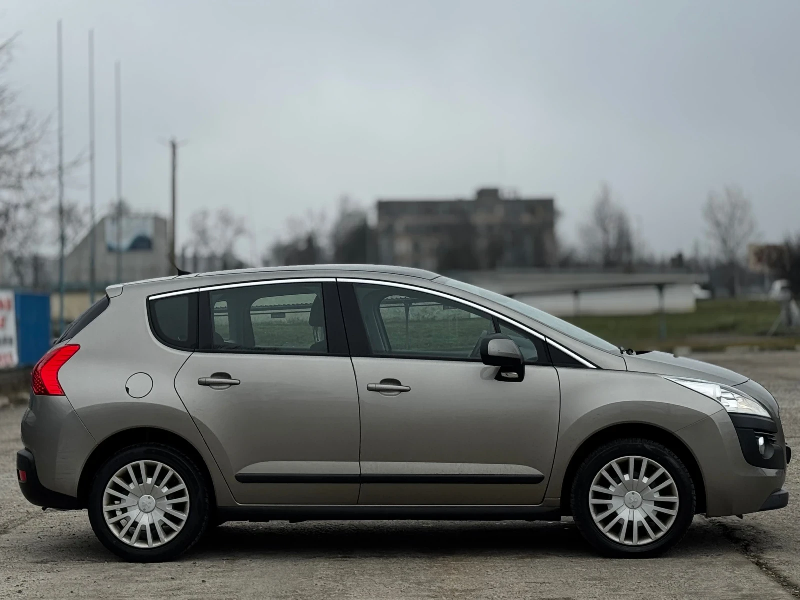 Peugeot 3008 2.0HDI/ПАНОРАМА/ДИСТРОНИК - изображение 6