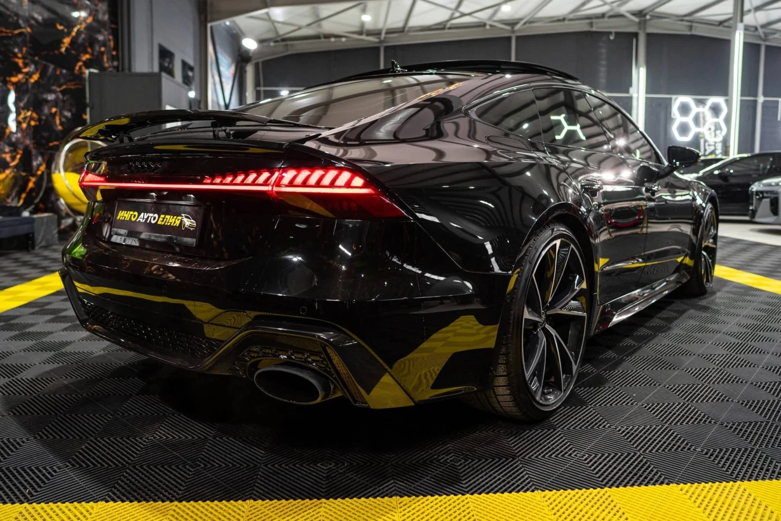 Audi Rs7 4.0 V8 QUATTRO MATRIX CARBON ПАНО B&O ЛИЗИНГ 100% - изображение 9