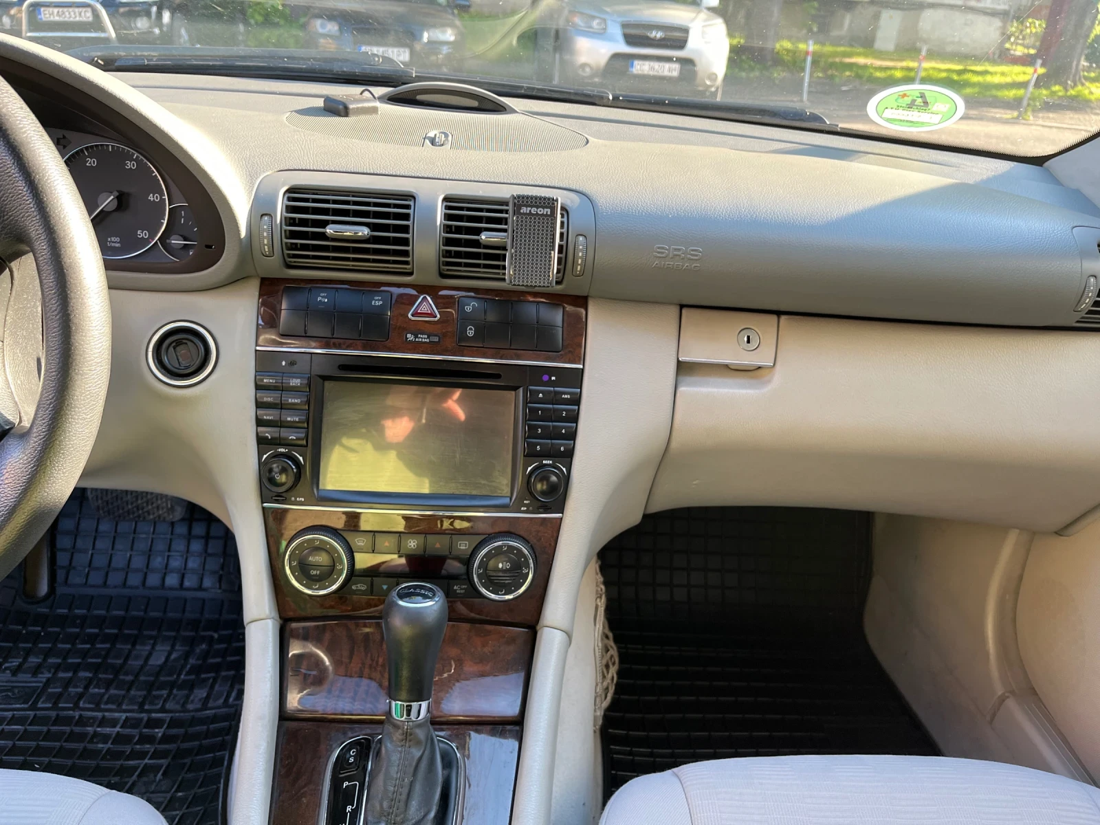 Mercedes-Benz C 200 2.2 - изображение 7