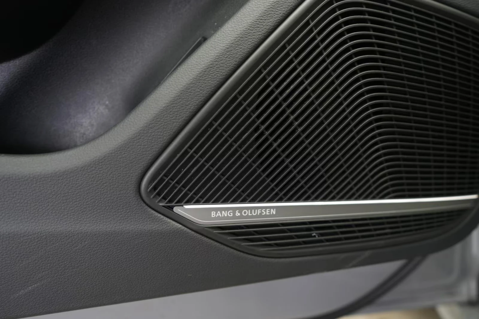 Audi A5 45TFSI/265HP/COUPE/QUATTRO/S-LINE/MASSAGE/943g, снимка 13 - Автомобили и джипове - 53894334