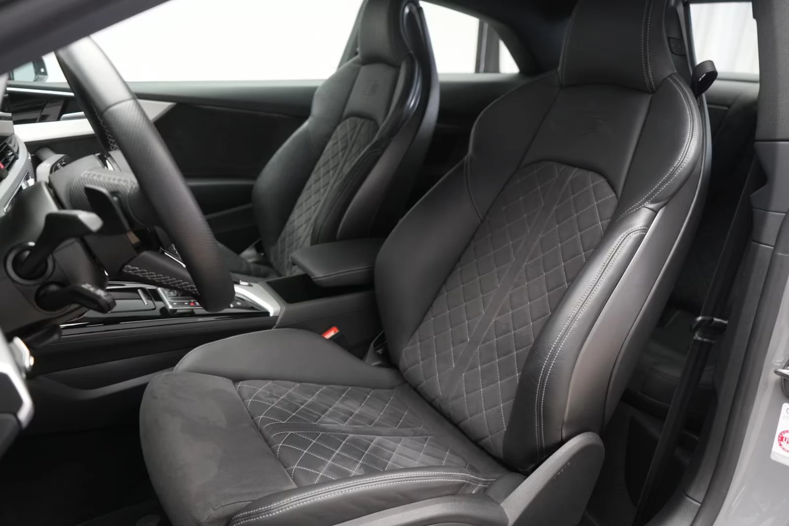 Audi A5 45TFSI/265HP/COUPE/QUATTRO/S-LINE/MASSAGE/943g, снимка 7 - Автомобили и джипове - 53894334