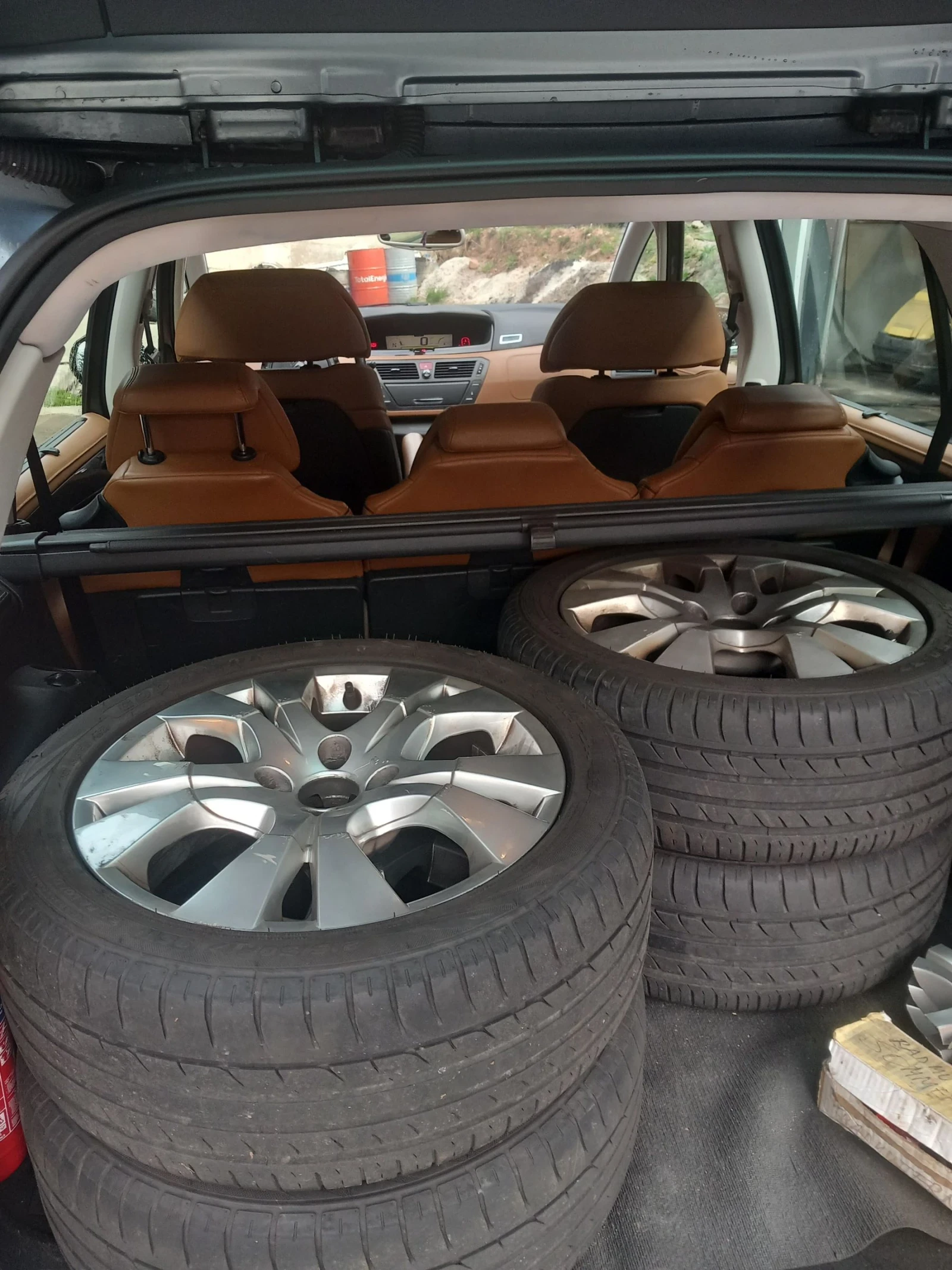 Citroen C4 Picasso 2.0HDi, снимка 7 - Автомобили и джипове - 54207717