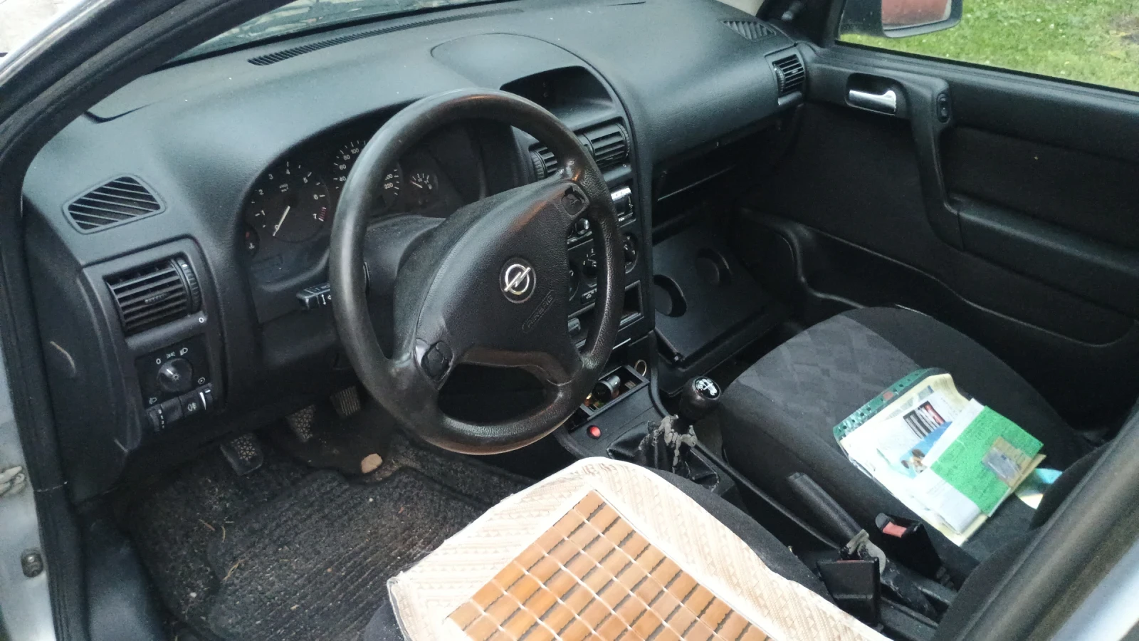 Opel Astra, снимка 6 - Автомобили и джипове - 54671540
