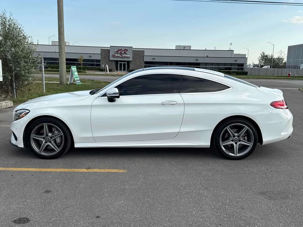 Mercedes-Benz C 300 * 4MATIC * 360 * BURMESTER * ПОДГРЕВИ, снимка 2 - Автомобили и джипове - 54716517