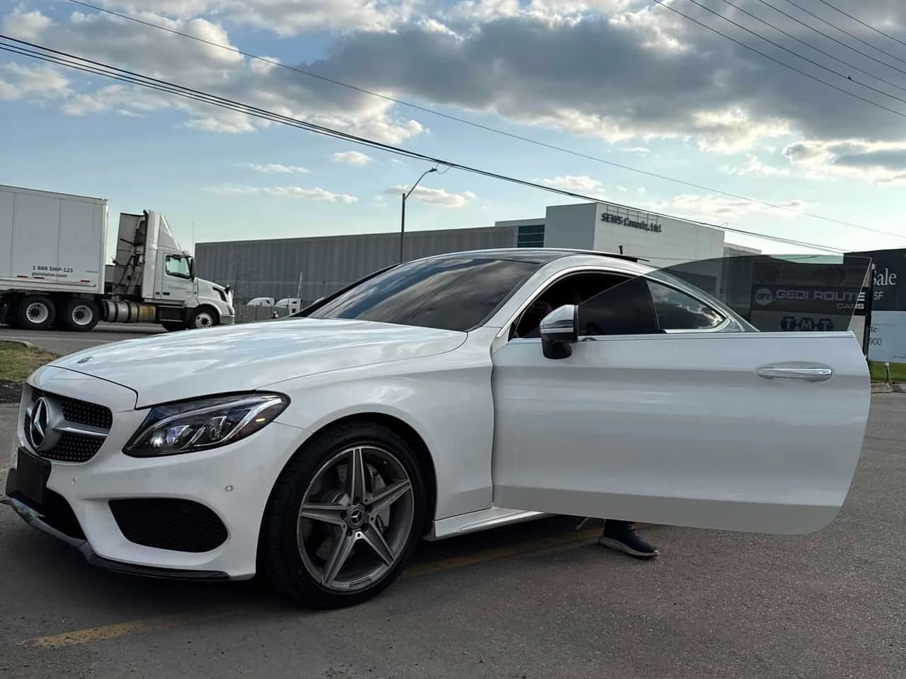 Mercedes-Benz C 300 * 4MATIC * 360 * BURMESTER * ПОДГРЕВИ, снимка 16 - Автомобили и джипове - 54716517