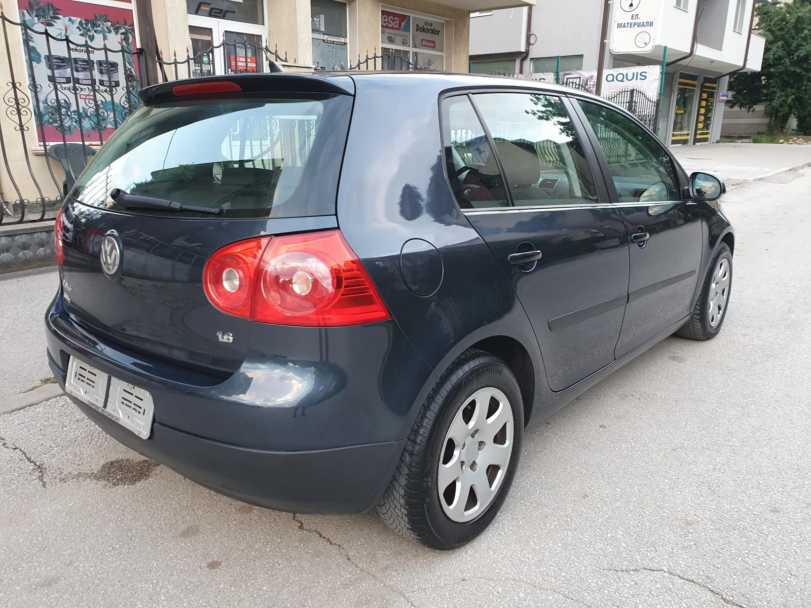 VW Golf 1.6i БЕНЗИН/ГАЗ, снимка 5 - Автомобили и джипове - 54793113