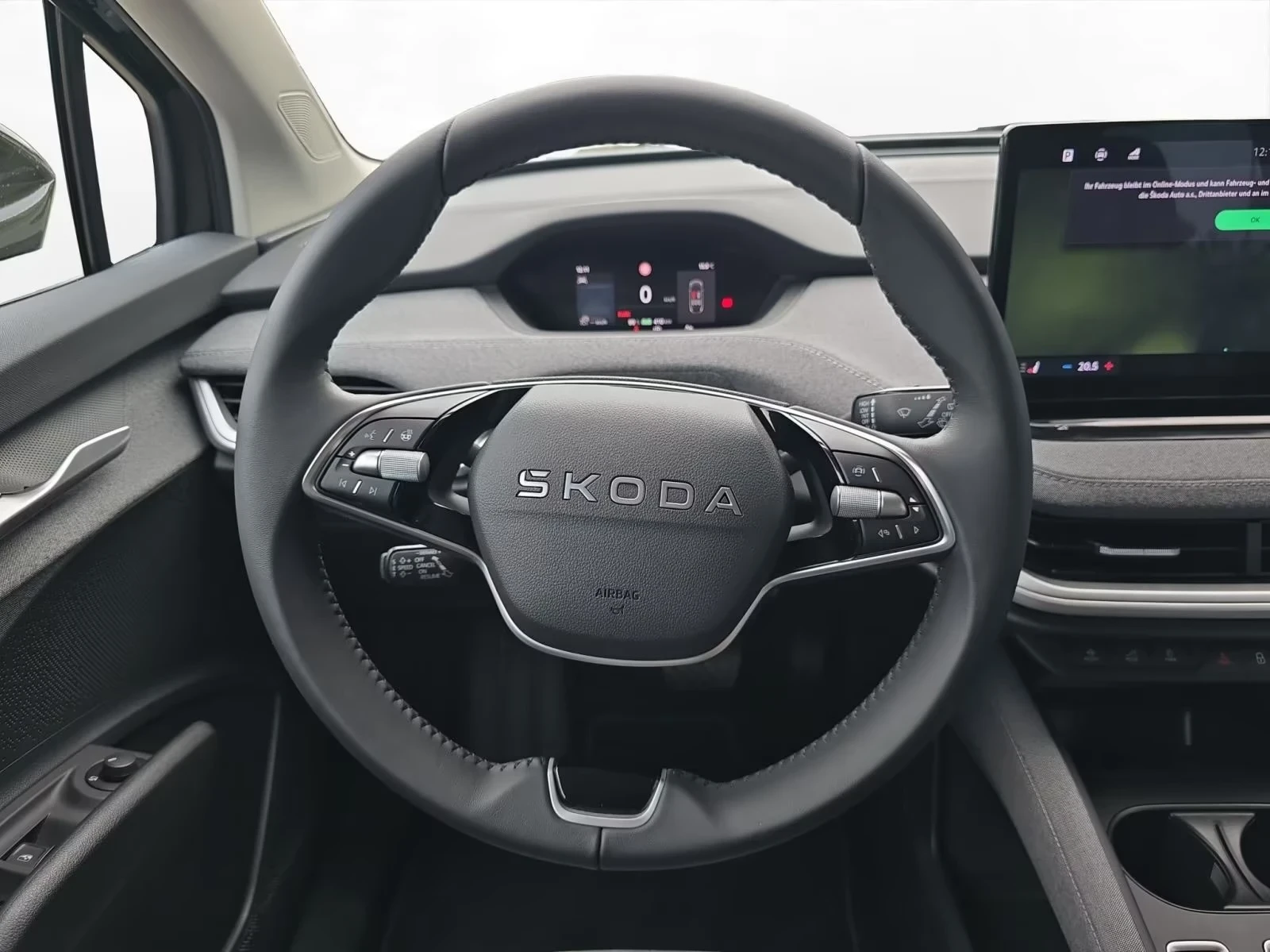 Skoda Enyaq 60 Lodge DISTR Matrix PANO Winter Package+ Keyless, снимка 9 - Автомобили и джипове - 54821388