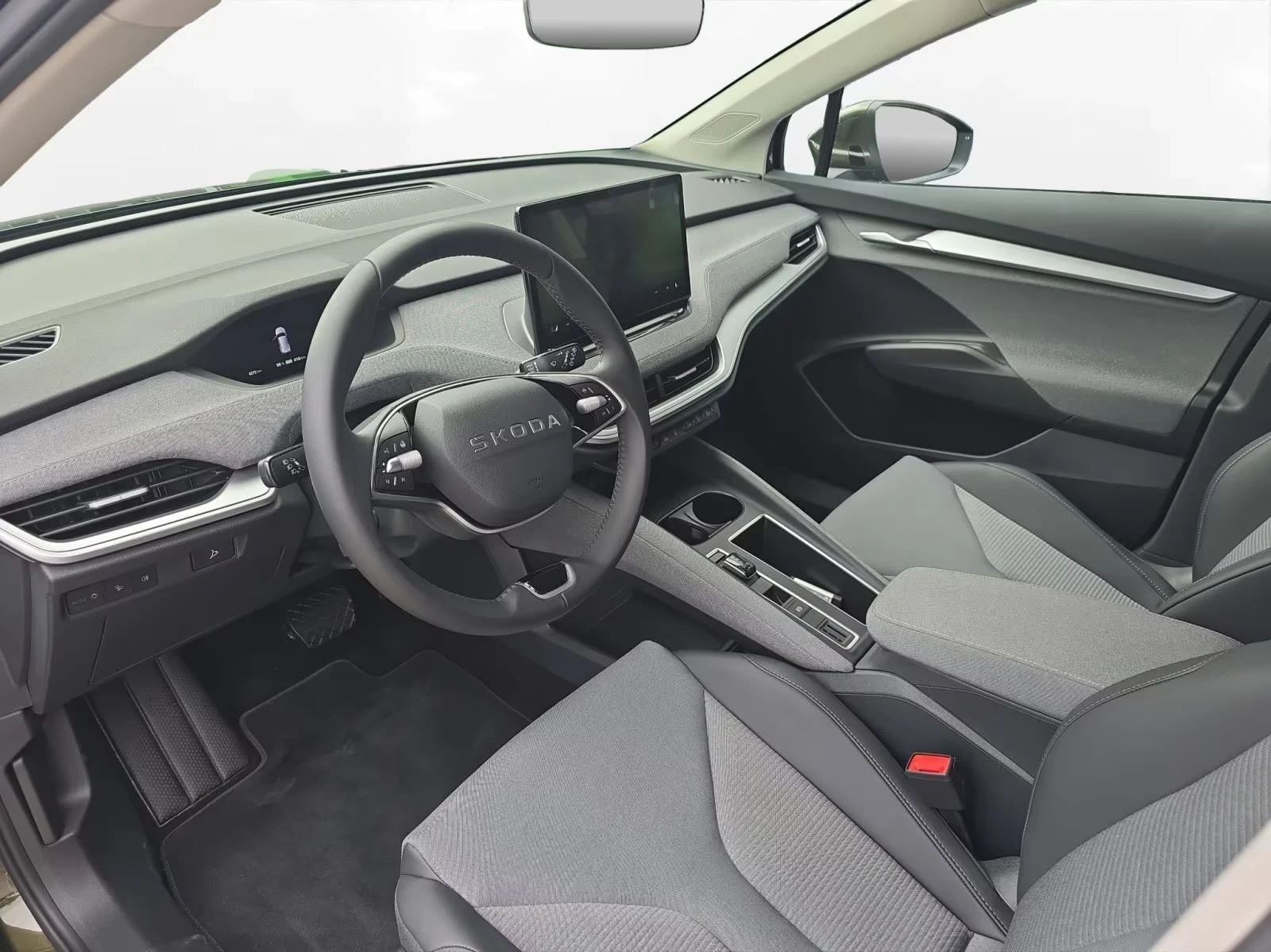 Skoda Enyaq 60 Lodge DISTR Matrix PANO Winter Package+ Keyless, снимка 7 - Автомобили и джипове - 54821388