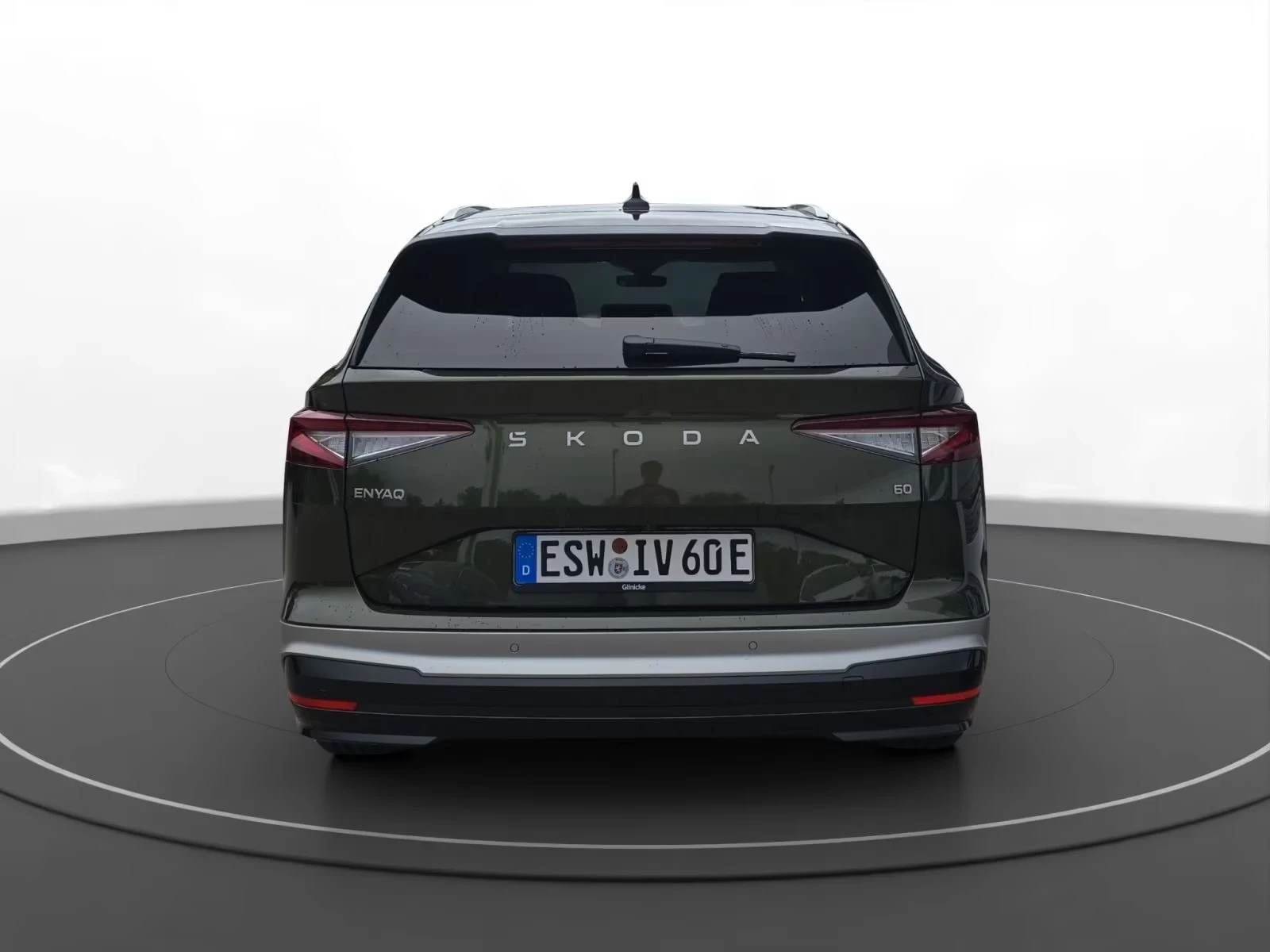 Skoda Enyaq 60 Lodge DISTR Matrix PANO Winter Package+ Keyless, снимка 5 - Автомобили и джипове - 54821388