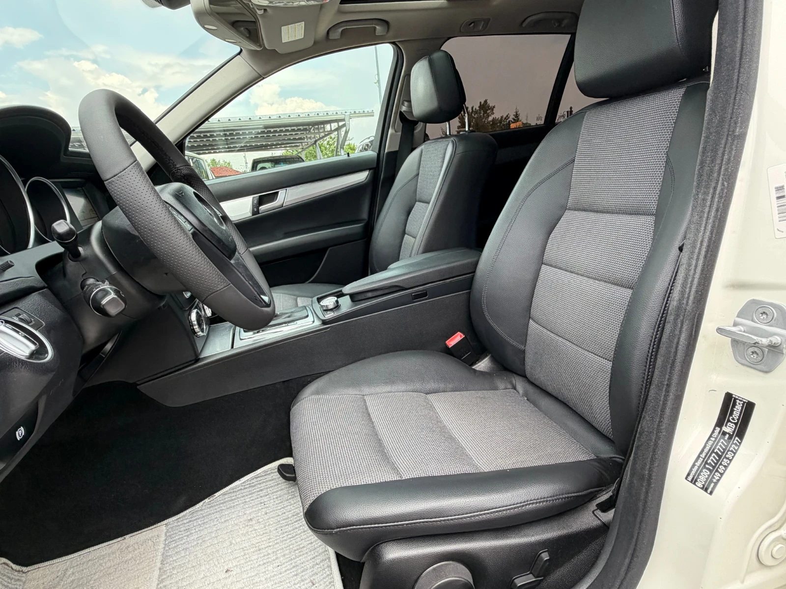 Mercedes-Benz C 220 CDI AVANTGARDE ИТАЛИЯ АВТОМАТ, снимка 9 - Автомобили и джипове - 55015955