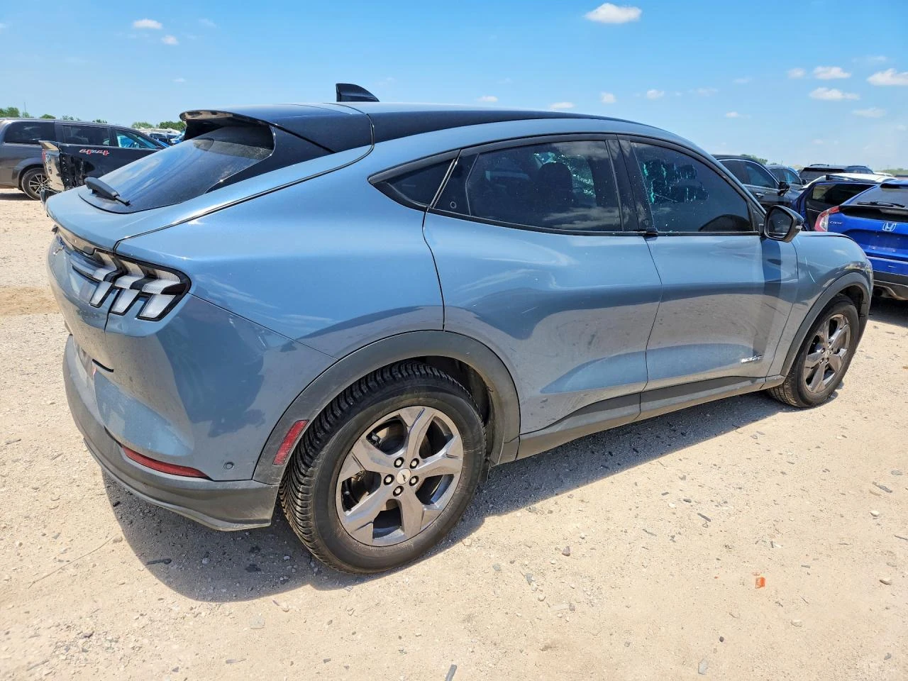 Ford Mustang Mach-E Select, снимка 3 - Автомобили и джипове - 55127030