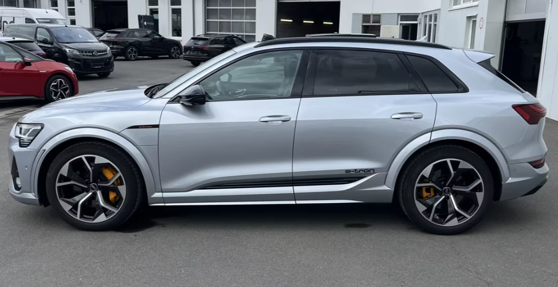 Audi E-Tron S* B&O* PANO* 360* MATRIX* HUD* , снимка 2 - Автомобили и джипове - 55298761