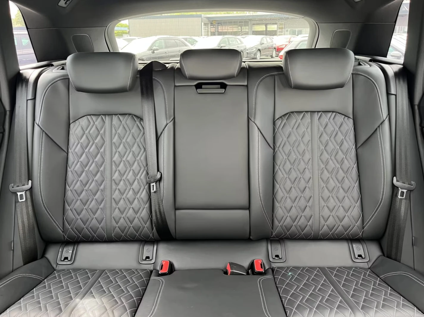 Audi E-Tron S* B&O* PANO* 360* MATRIX* HUD* , снимка 11 - Автомобили и джипове - 55298761
