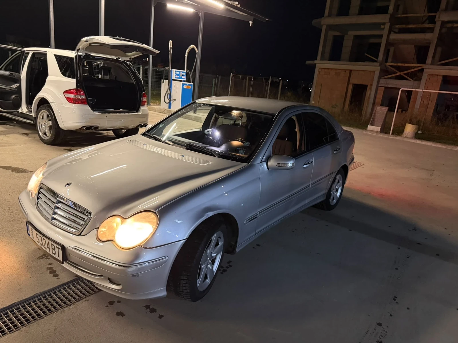 Mercedes-Benz C 220, снимка 4 - Автомобили и джипове - 55452427