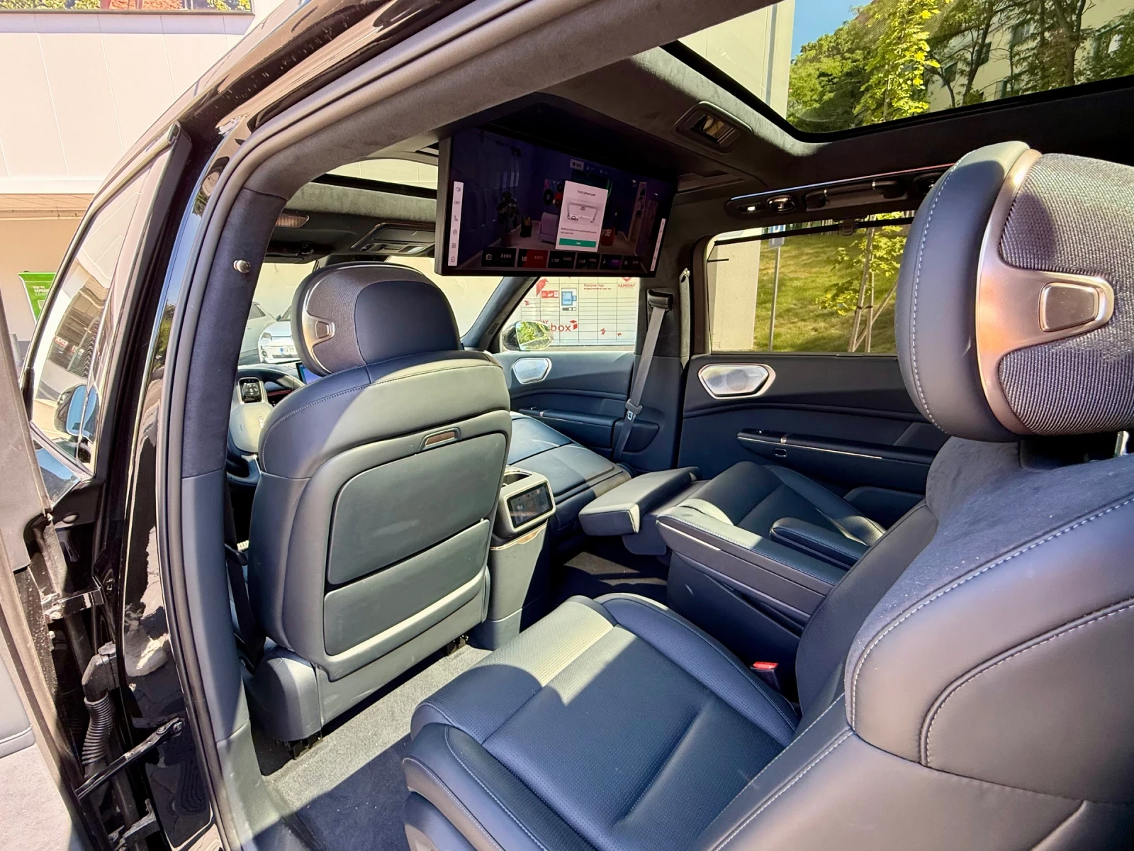 LynkCo 10 900 EM-P Explorer - НАЛИЧЕН, снимка 9 - Автомобили и джипове - 55480691