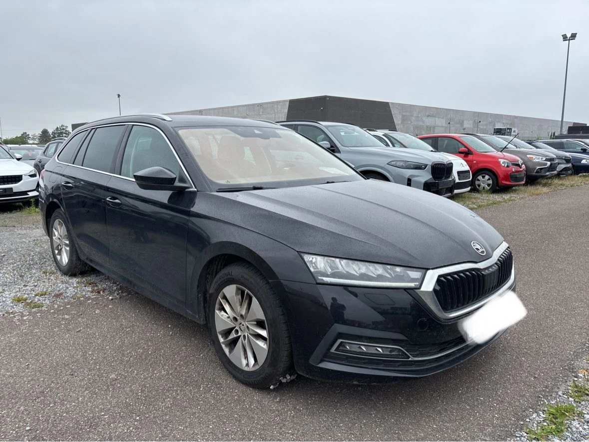 Skoda Octavia 2.0 TDI Ambition, снимка 6 - Автомобили и джипове - 55499075