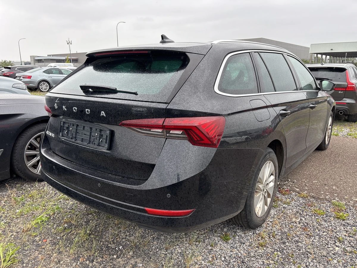 Skoda Octavia 2.0 TDI Ambition, снимка 5 - Автомобили и джипове - 55499075