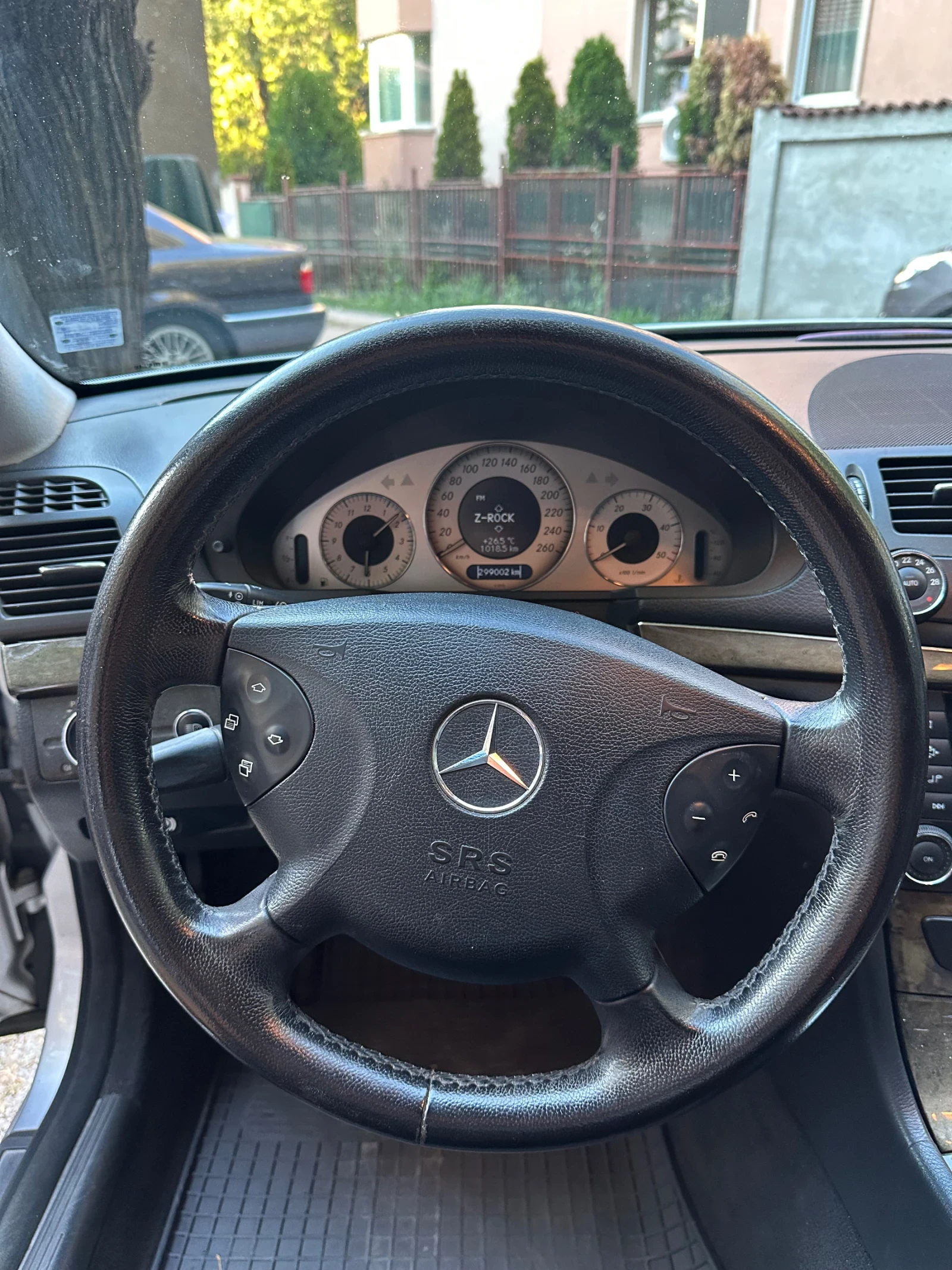 Mercedes-Benz E 280 CDI V6 (190 Hp) 4MATIC 5G-TRONIC, снимка 13 - Автомобили и джипове - 56038844