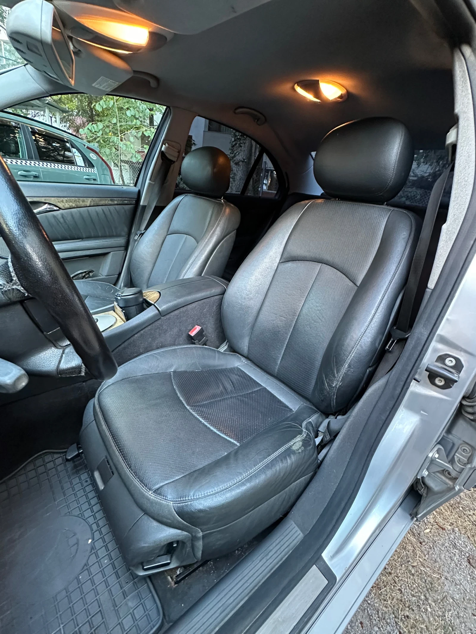 Mercedes-Benz E 280 CDI V6 (190 Hp) 4MATIC 5G-TRONIC, снимка 9 - Автомобили и джипове - 56038844